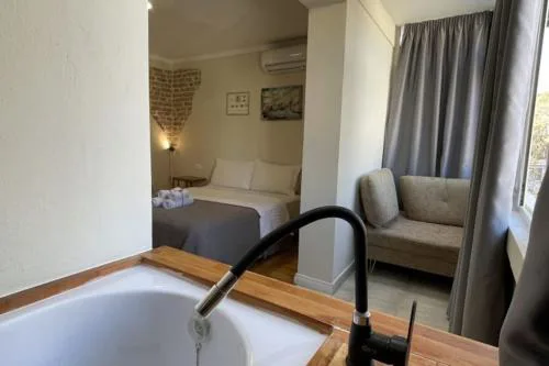 Central Apartment M. Shyri str.1