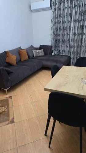 Central Apartment, over the River