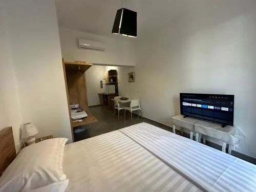 Central Comfort Suites