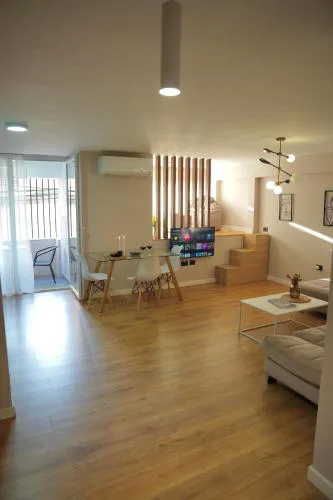 City Center Azure Apartment