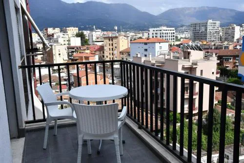 Cozy Apartment Near New Bazaar & Free Parking