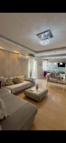 Cozy Grand Apartment