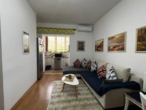 Cozy Nest Ledi