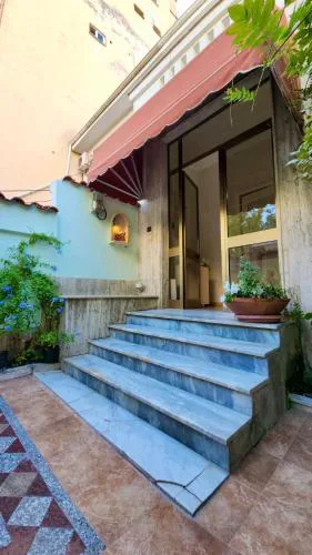 Doni's Charming Vintage Home