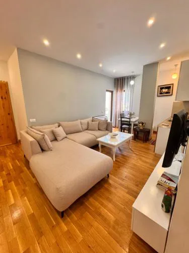 EcoLuxe Penthouse CityView