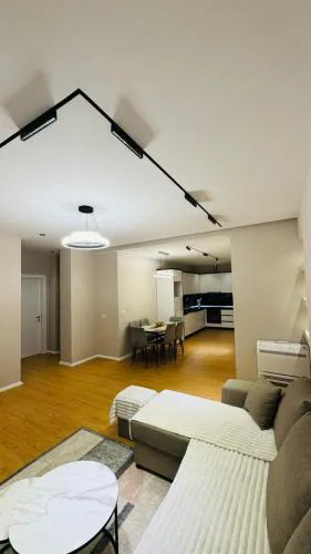 Gloria New Bazaar Apartment