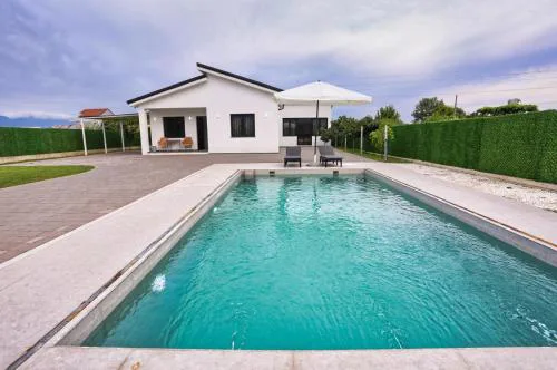 Holliday Villa
