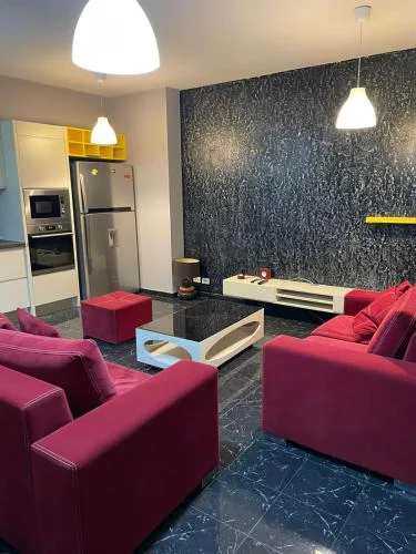 Home Select Tirana 8