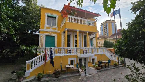 HOTEL VILA 15 - CENTER