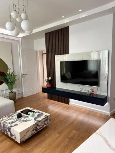 Lake view luxury sunset apartment