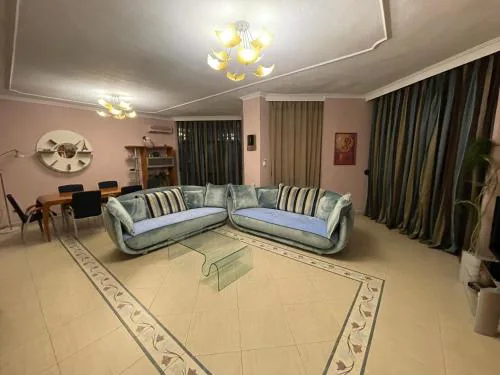 MAK Apartments