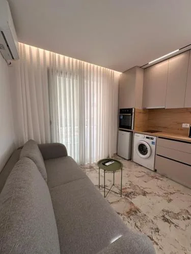 Matisse No26 - One Bedroom Apartment With Parking