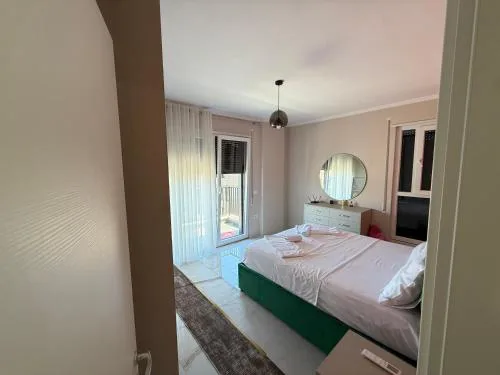 Mikels Apartment