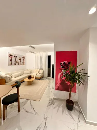 NOON Apartments