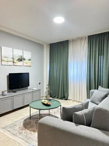 Pazari i Ri: Central Cozy Stay