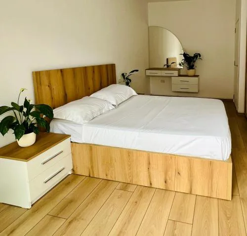 Plant apartment