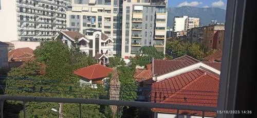 ROYAL 3 Hostel Opposite NALU BAR