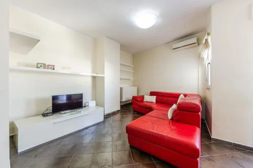 Spacious Stay in the Heart of Tirana by PikHost