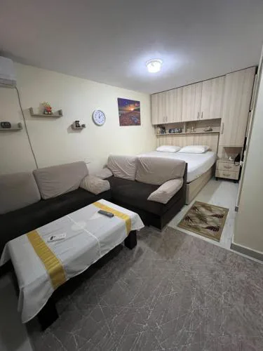 Studio Tirana