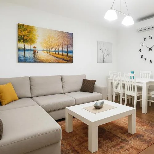 Tulips Central Apartment-Free Parking