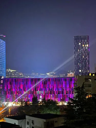 Urban Comfort Oasis