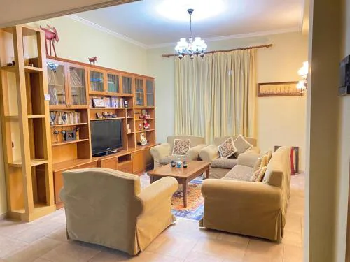 Villa 42 Tirane
