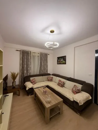 Nene Tereza Airport Apartment