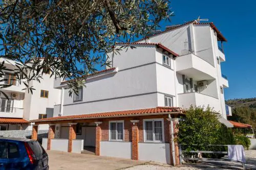 Apartments Aktea