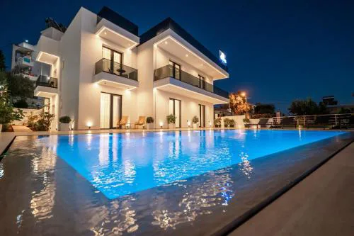 Crystal 13 Villas