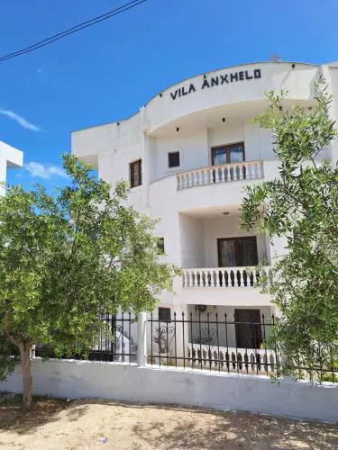 Vila Anxhelo