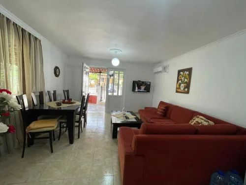Isufi House