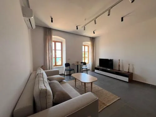 Akil Villa