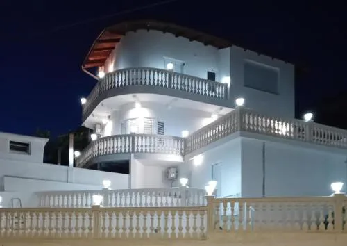 Zhupa Guesthouse