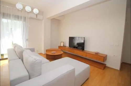 Motra Apartment