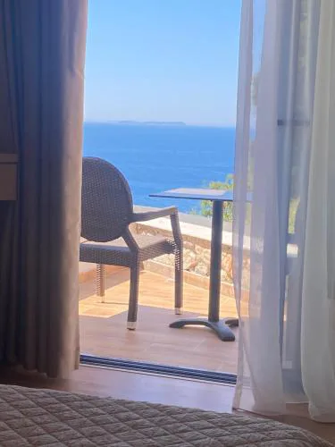 Alex Boutique Hotel
