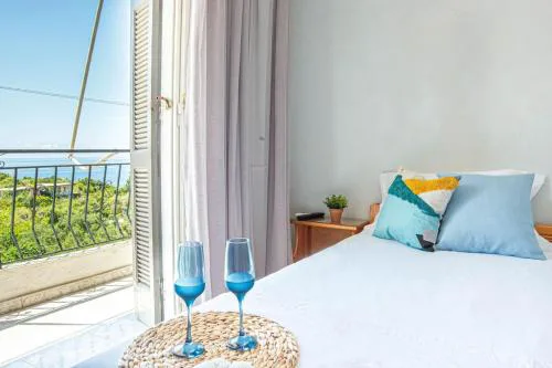 Blue Maraci 2 - Sea view, Kitchen, Beach Access