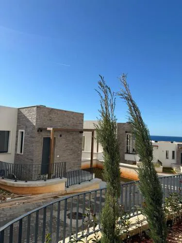 Everbright Seaside Serenity