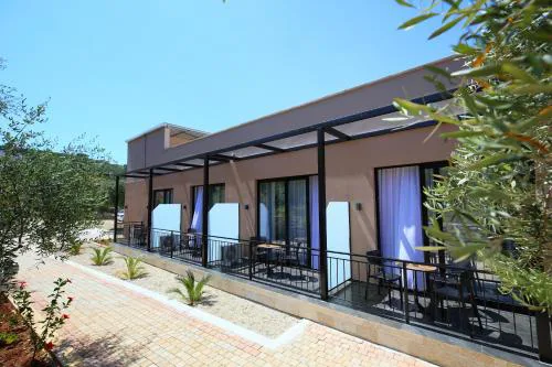 Mezzanine Bay