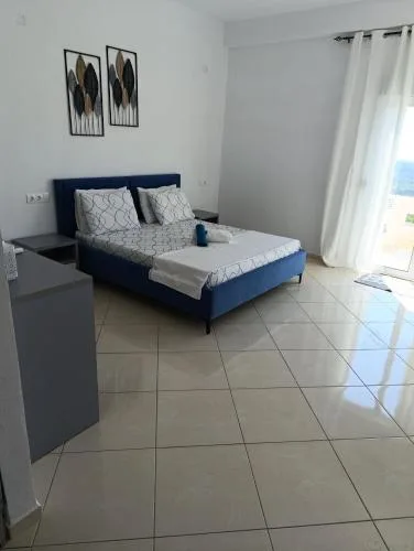 NIKOLARI RESORTs