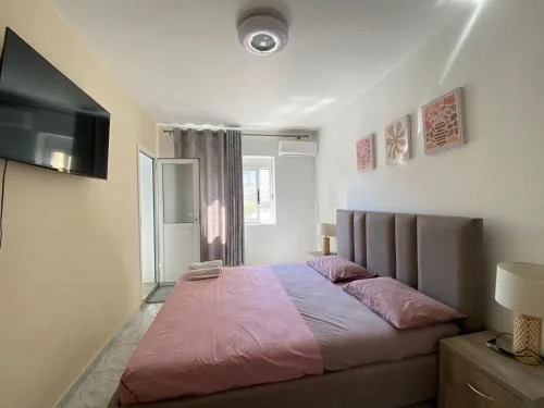 Thanas Apartment