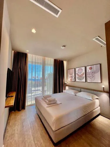 Green Condo Hotel Palase