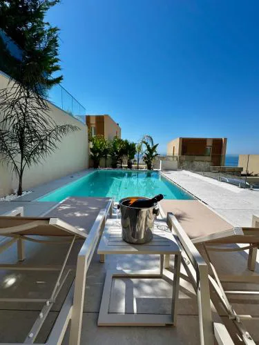 Seaclusion Villa Palase