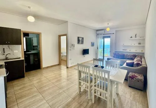 4 Seasons Sea View Apartment