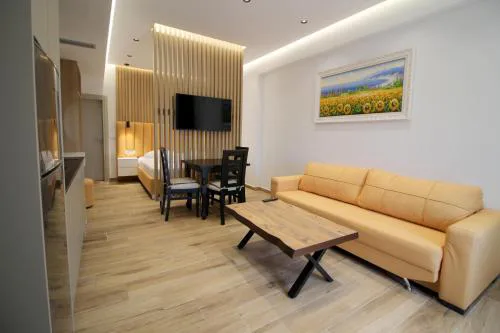 Alis Apartments