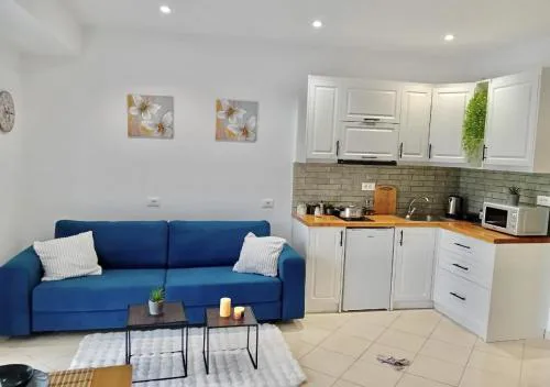 Bello Apartments