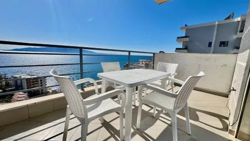 Deep Blue Sea View Apartments