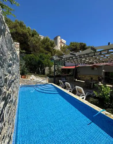 Dolce Vita Villa