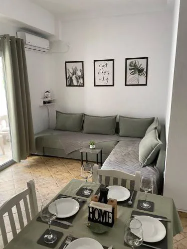 Happy Apartment