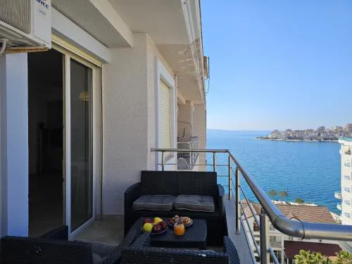 Holiday Apartment With Sea View 180