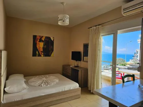 Holiday Studio Apartment 163